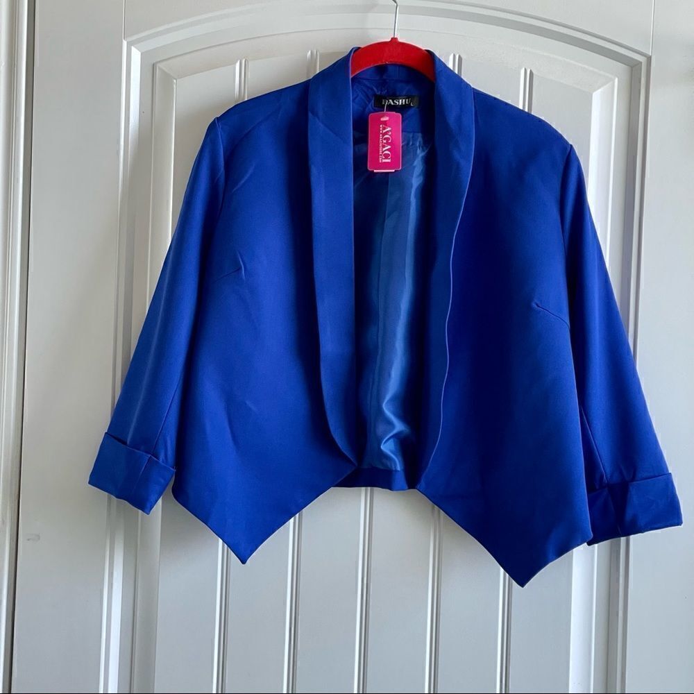 Bashu Vintage Royal Blue 3/4 Sleeve Cropped Boyfriend Blazer; SZ  L; BNWT